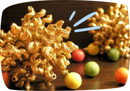 golden-pasta-decorations